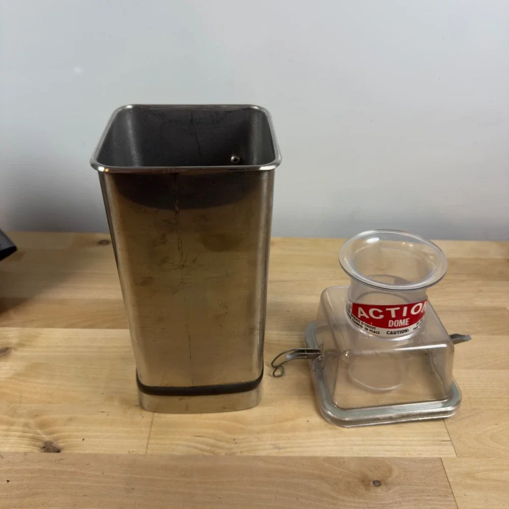 Vita-Mix 3600 Super Blender Stainless Steel Chrome Vintage Juicer Bread Maker